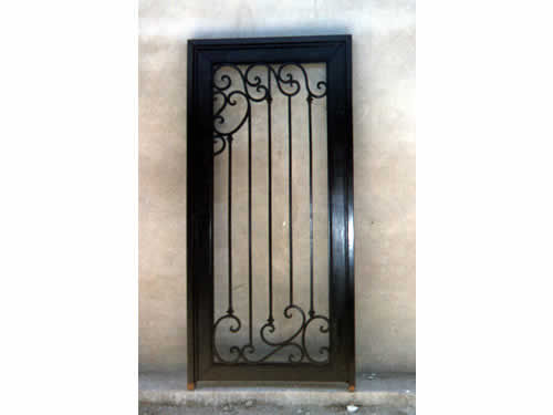puerta recidencial