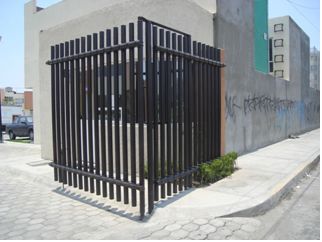 reja de acceso tubular